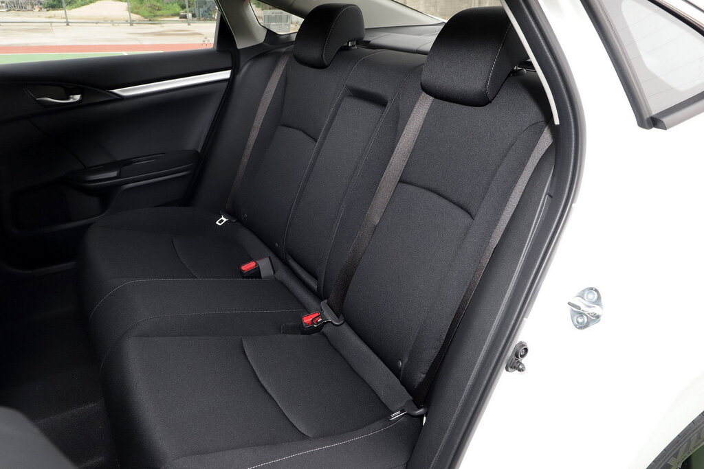 Honda Civic, 10 поколение, рестайлинг, Седан, Китай, 08.2018 - 08.2021: фото поколения 13