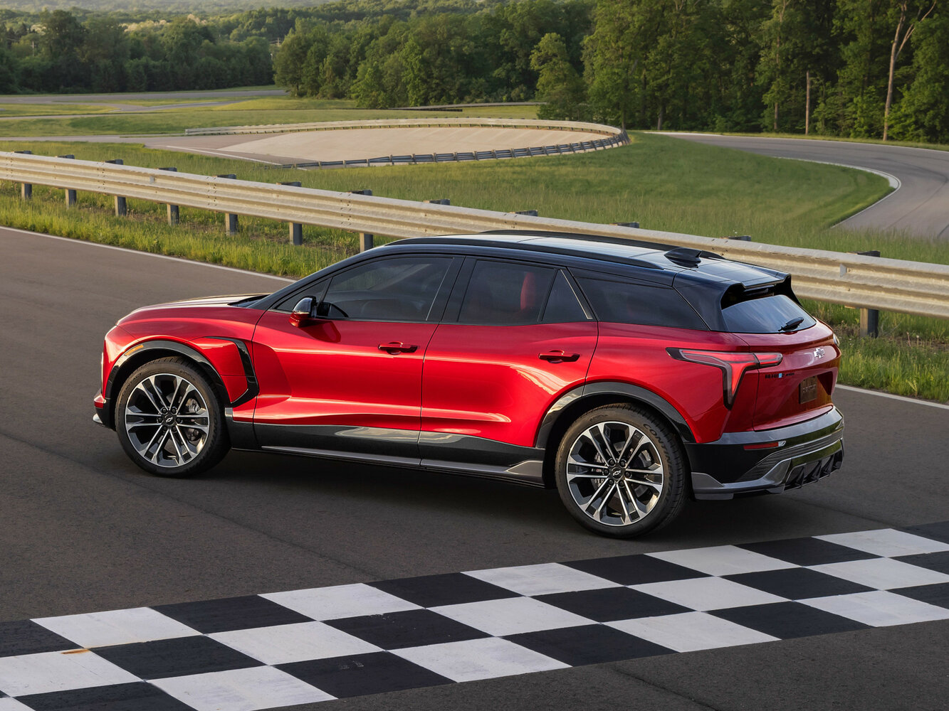 Chevrolet Blazer EV, , 2023–2026, SUV 5 door: Rear three-quarter view