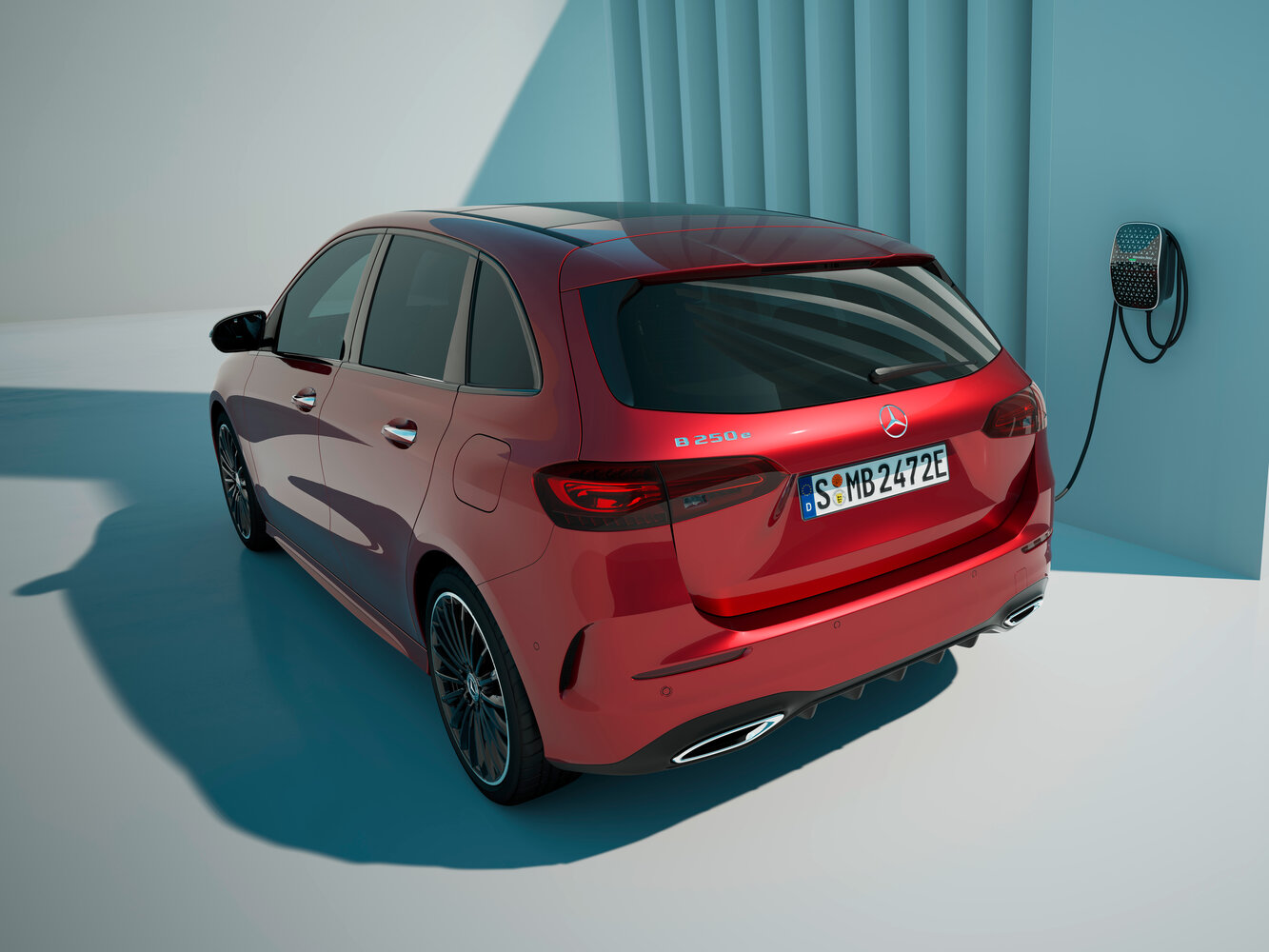 Mercedes-Benz B-Класс, III (W247) Рестайлинг, 2022–2026, Хэтчбек 5 дв.: Вид сзади в три четверти