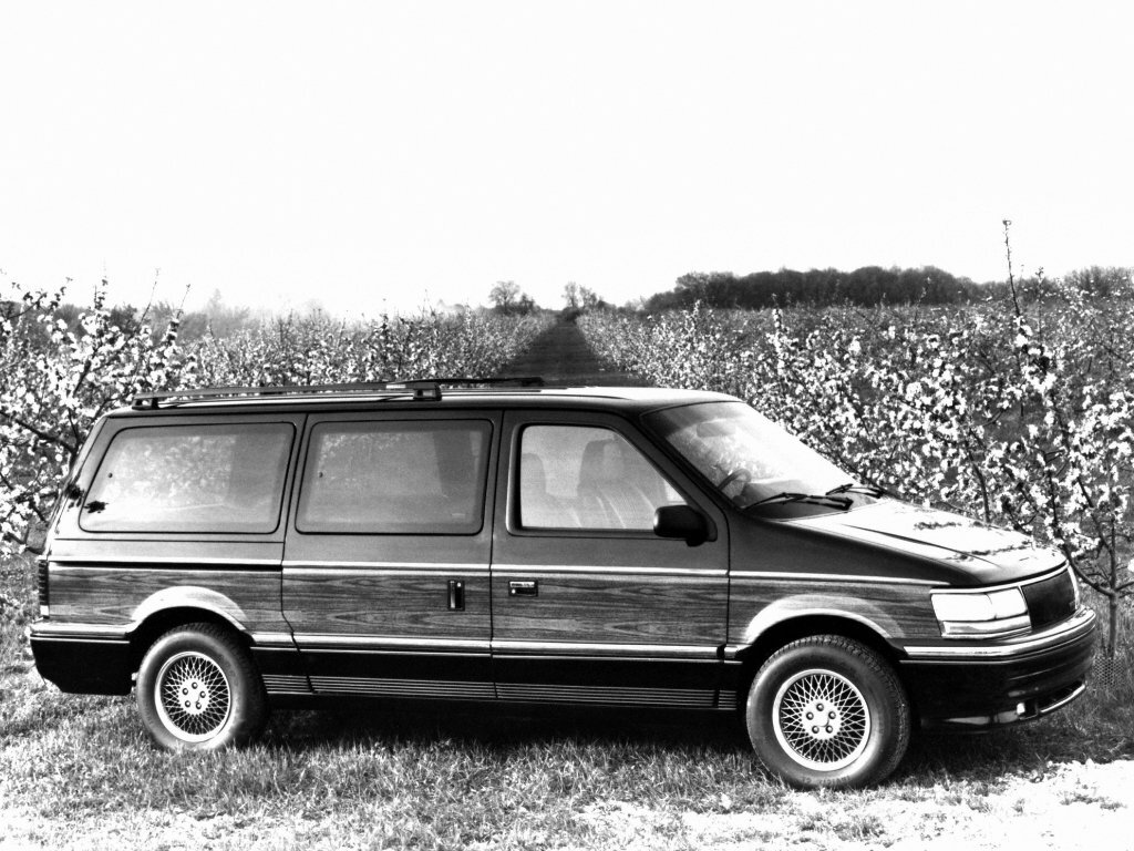 Chrysler Town & Country, II, 1990–1995, Минивэн: Вид сбоку