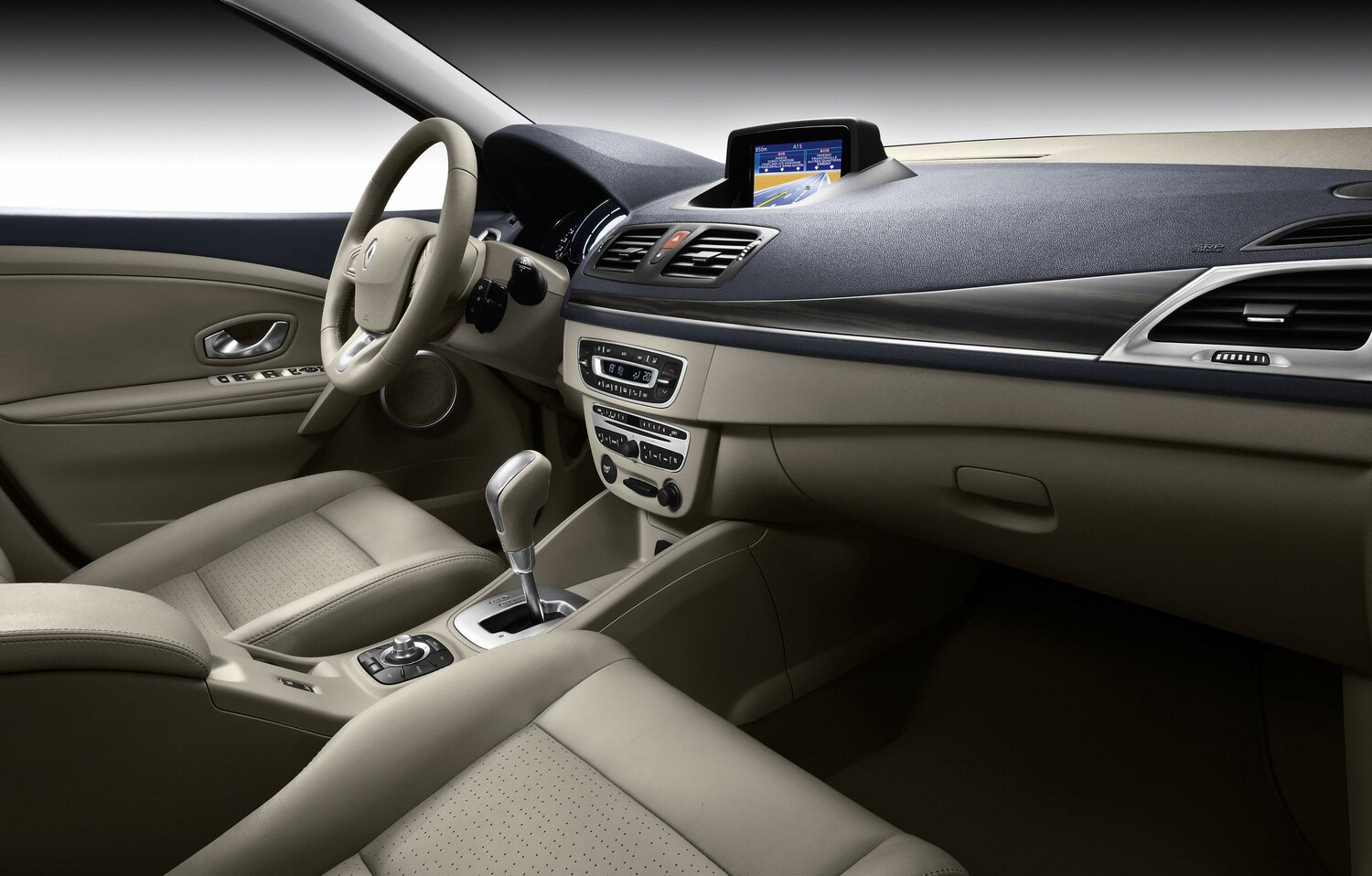 Renault Megane, III, 2008–2014, Hatchback 5 door: Front cabin