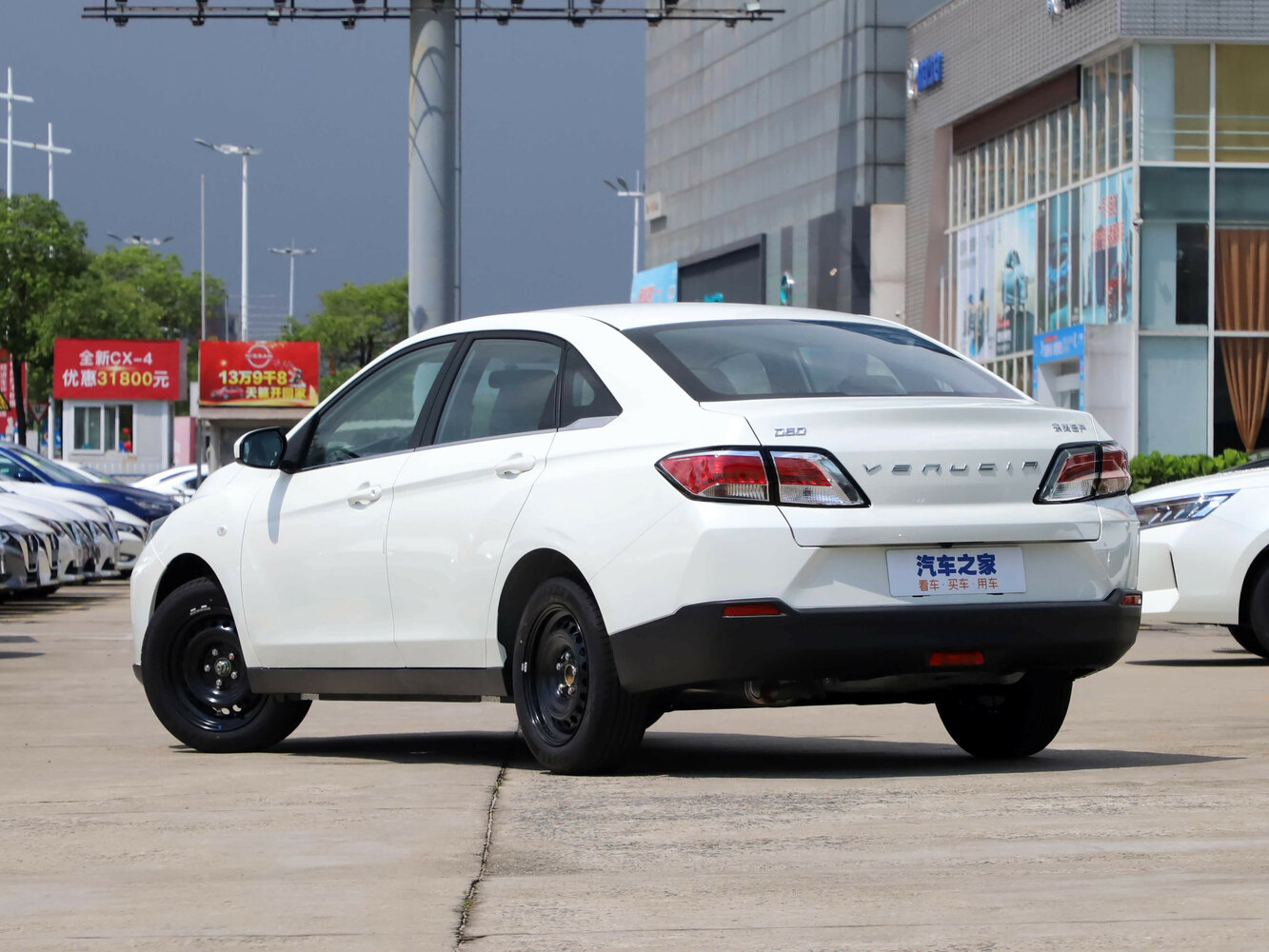 Venucia D60, I Рестайлинг, 2019–2026, Седан: Вид сзади в три четверти
