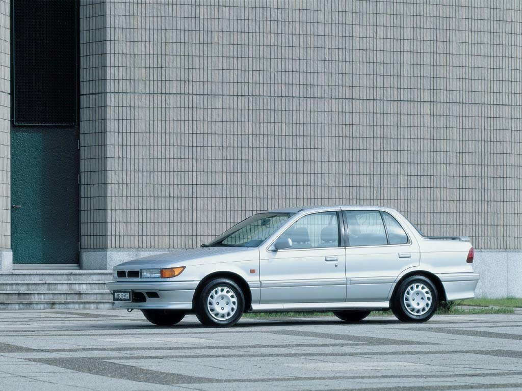 Mitsubishi Mirage, III, 1987–1991, Sedan: Side view
