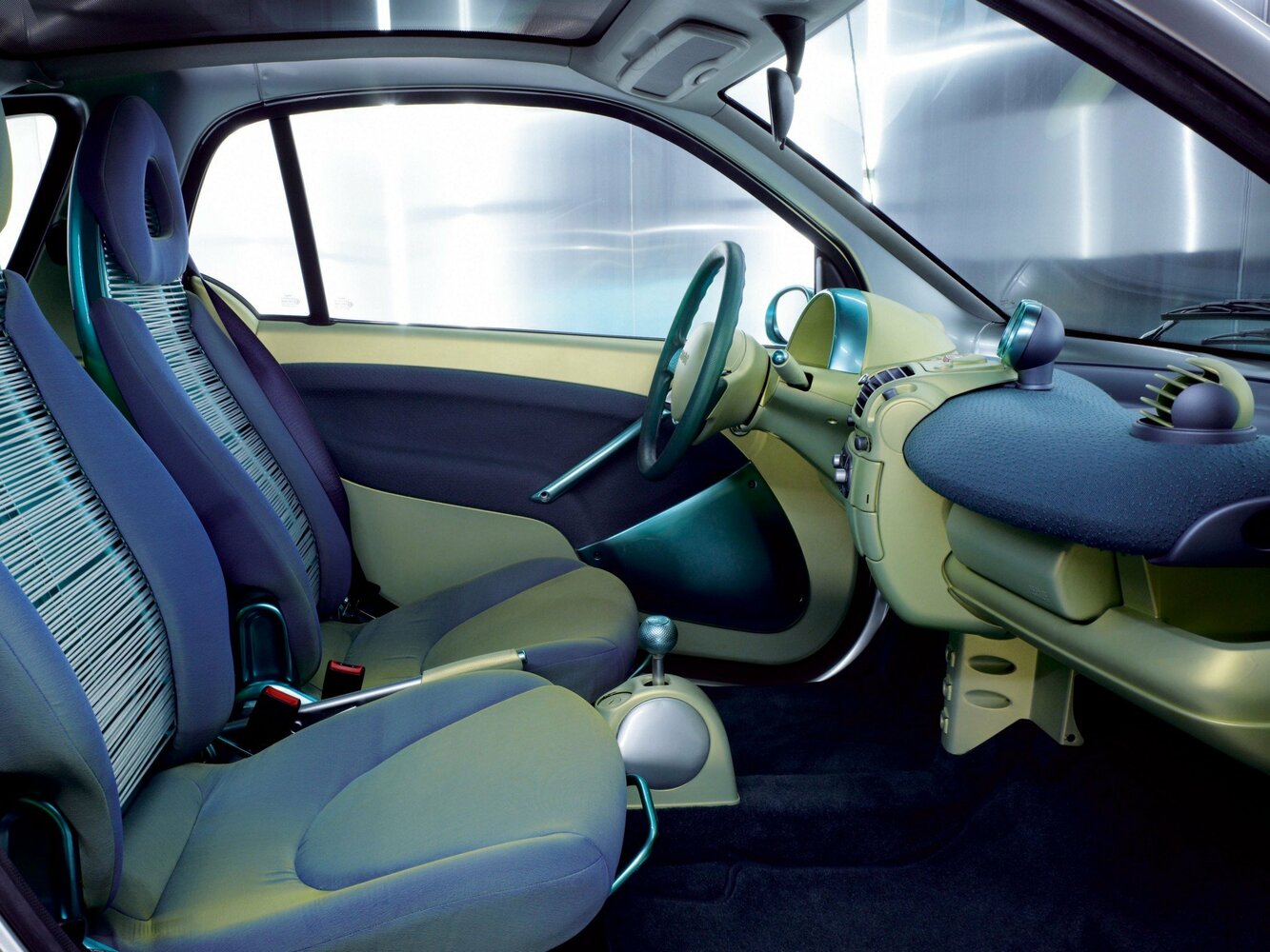 Smart Fortwo, I, 1998–2004, Хэтчбек 3 дв.: Передняя часть салона