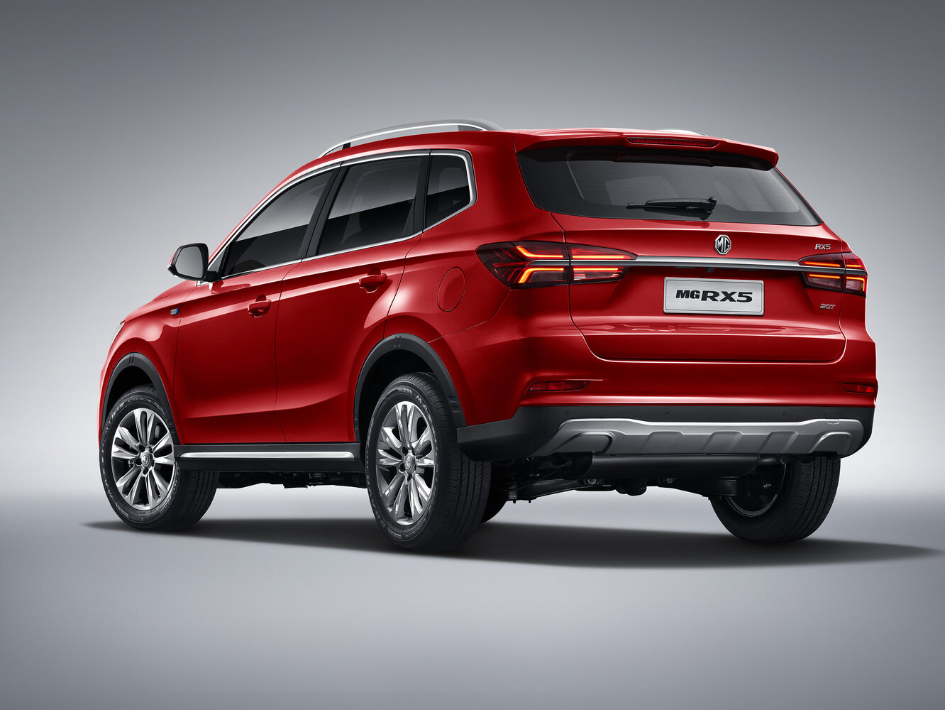 MG RX5, I, 2016–2019, SUV 5 door: Rear three-quarter view