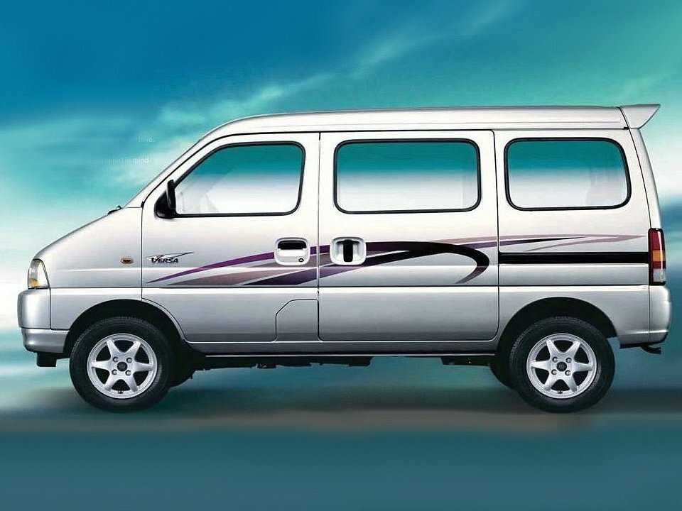 Maruti Versa, , 2001–2009, Компактвэн: Вид сбоку