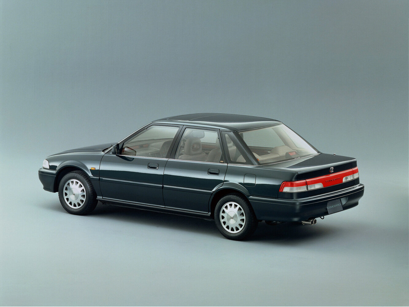 Honda Concerto, , 1988–1994, Sedan: Rear three-quarter view