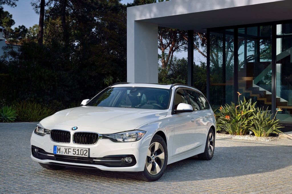 BMW 3-series, 6 поколение, F30, рестайлинг, Универсал, Европа, 05.2015 - 06.2019: фото поколения 2