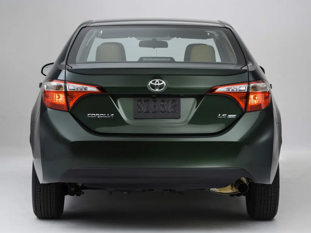 Toyota Corolla, 11 поколение, E170, Седан, США, 04.2013 - 07.2018: фото поколения 31
