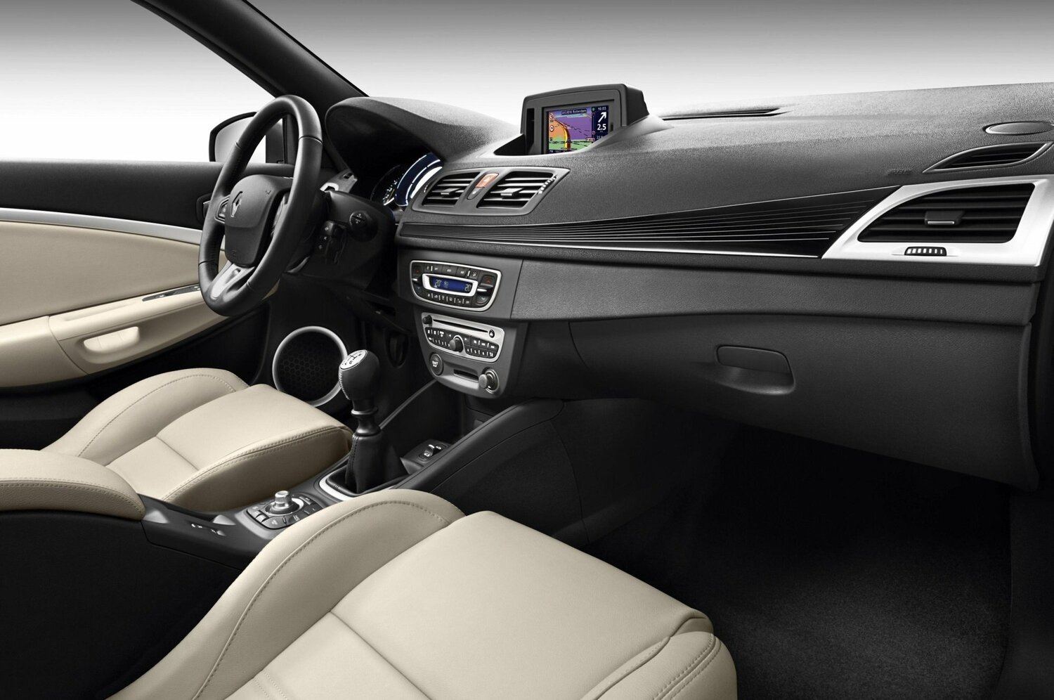 Renault Megane, III, 2008–2014, Convertible: Front cabin