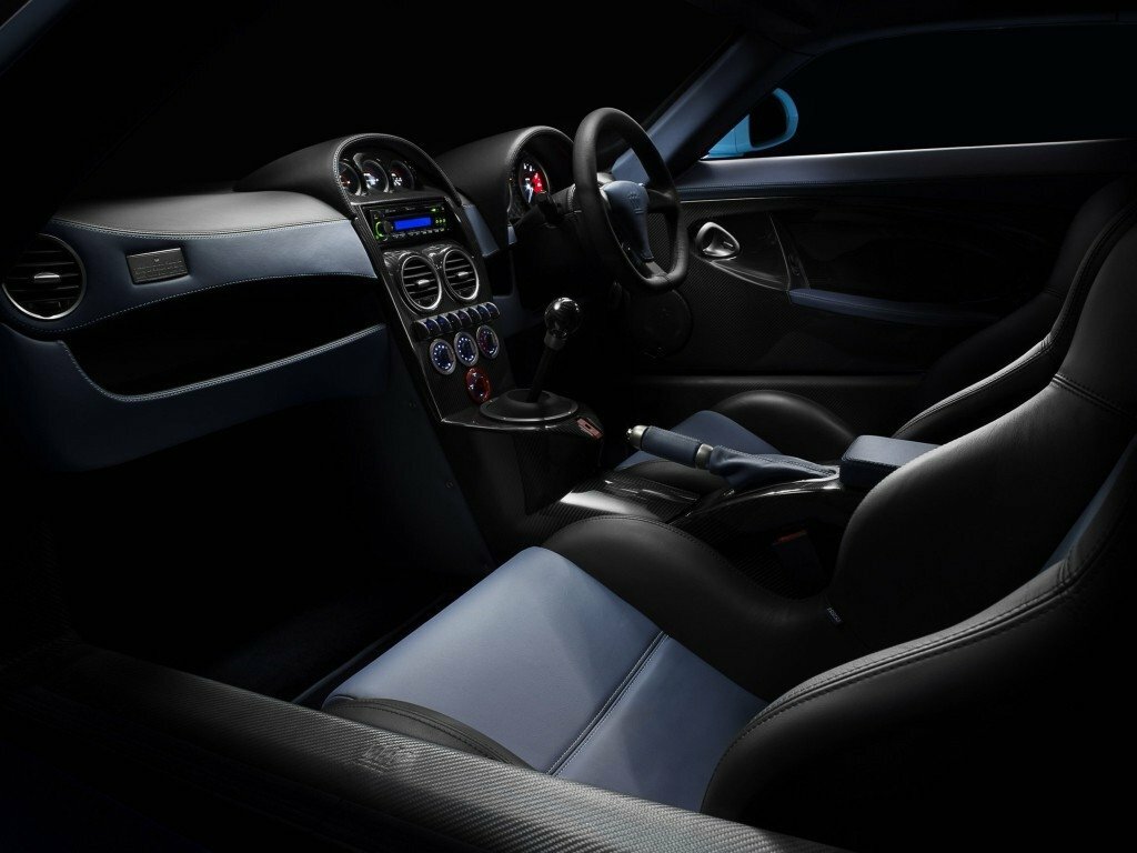 Noble M600, , 2010–2018, Купе: Передняя часть салона