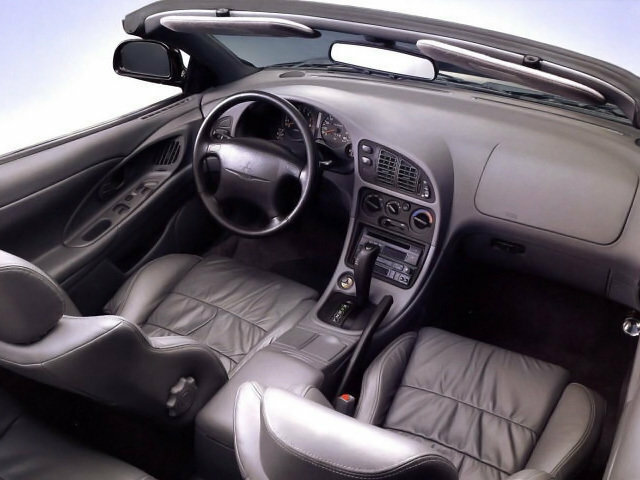 Mitsubishi Eclipse, II, 1994–1999, Convertible: Front cabin
