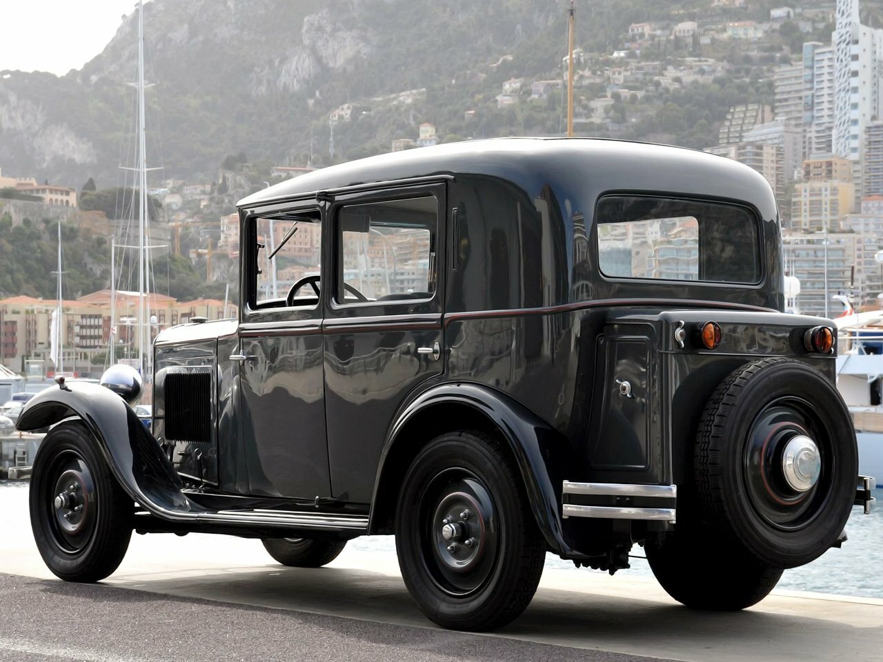 Peugeot 201, , 1929–1937, Sedan: Rear three-quarter view