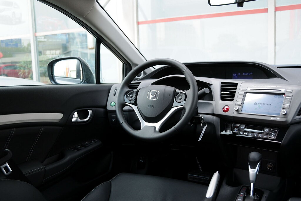 Honda Civic, 9 поколение, Седан, Китай, 01.2011 - 05.2014: фото поколения 11