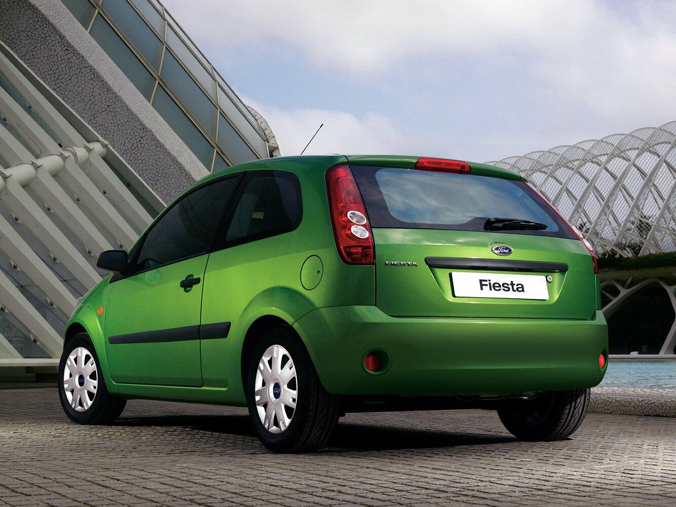 Ford Fiesta, Mk5, 2002–2008, Hatchback 3 door: Rear three-quarter view