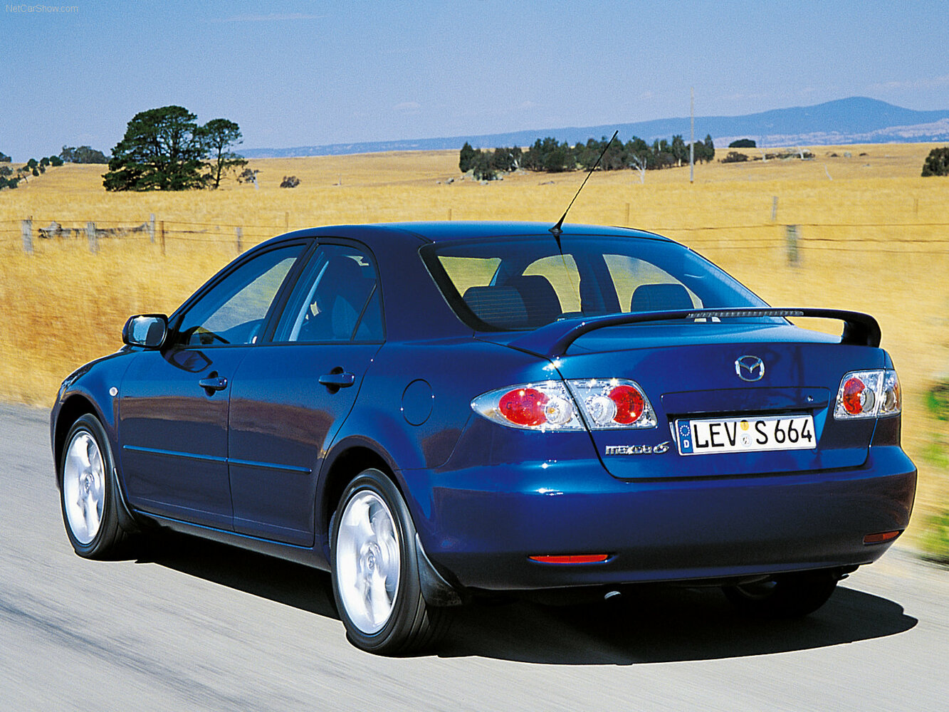 Mazda 6, I (GG), 2002–2005, Sedan: Rear three-quarter view