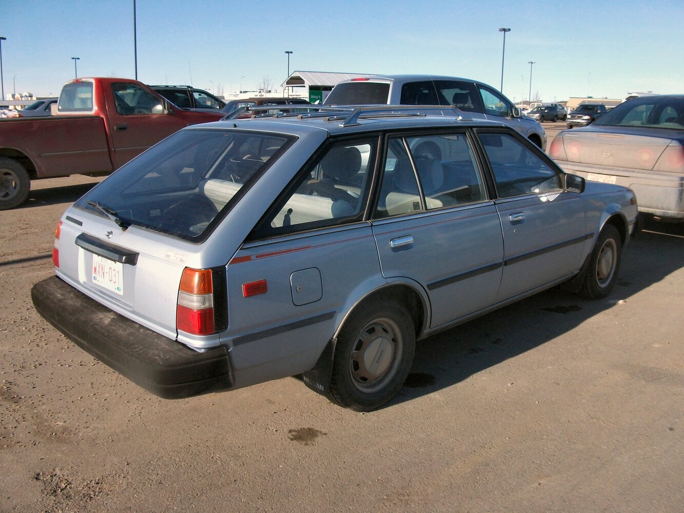 Nissan Sentra, I (B11), 1982–1986, Estate 5 door: Rear three-quarter view