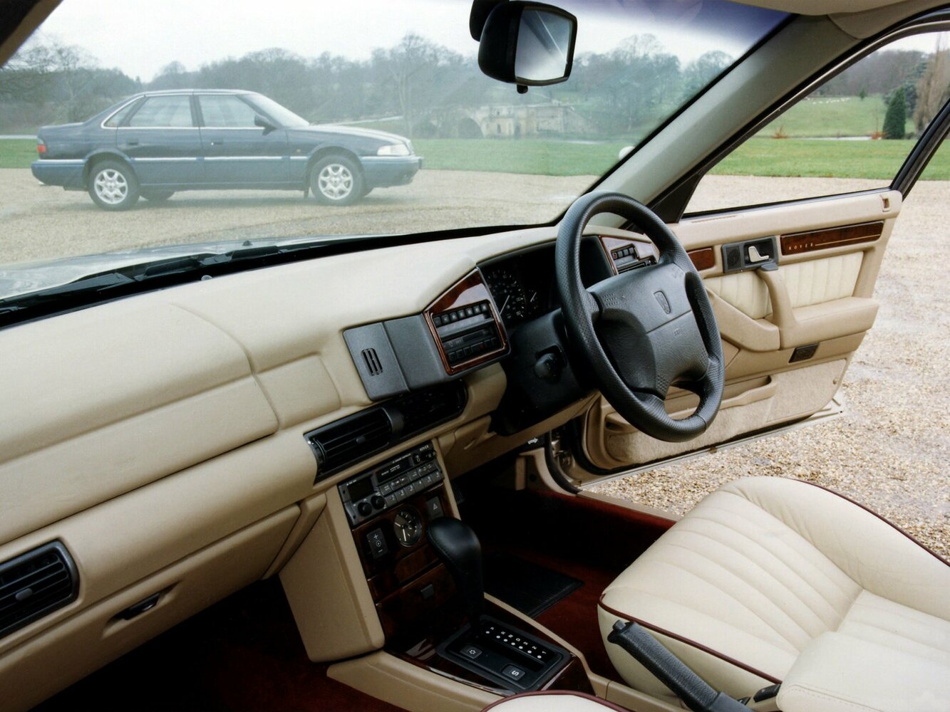 Rover 800, , 1986–1999, Sedan: Front cabin