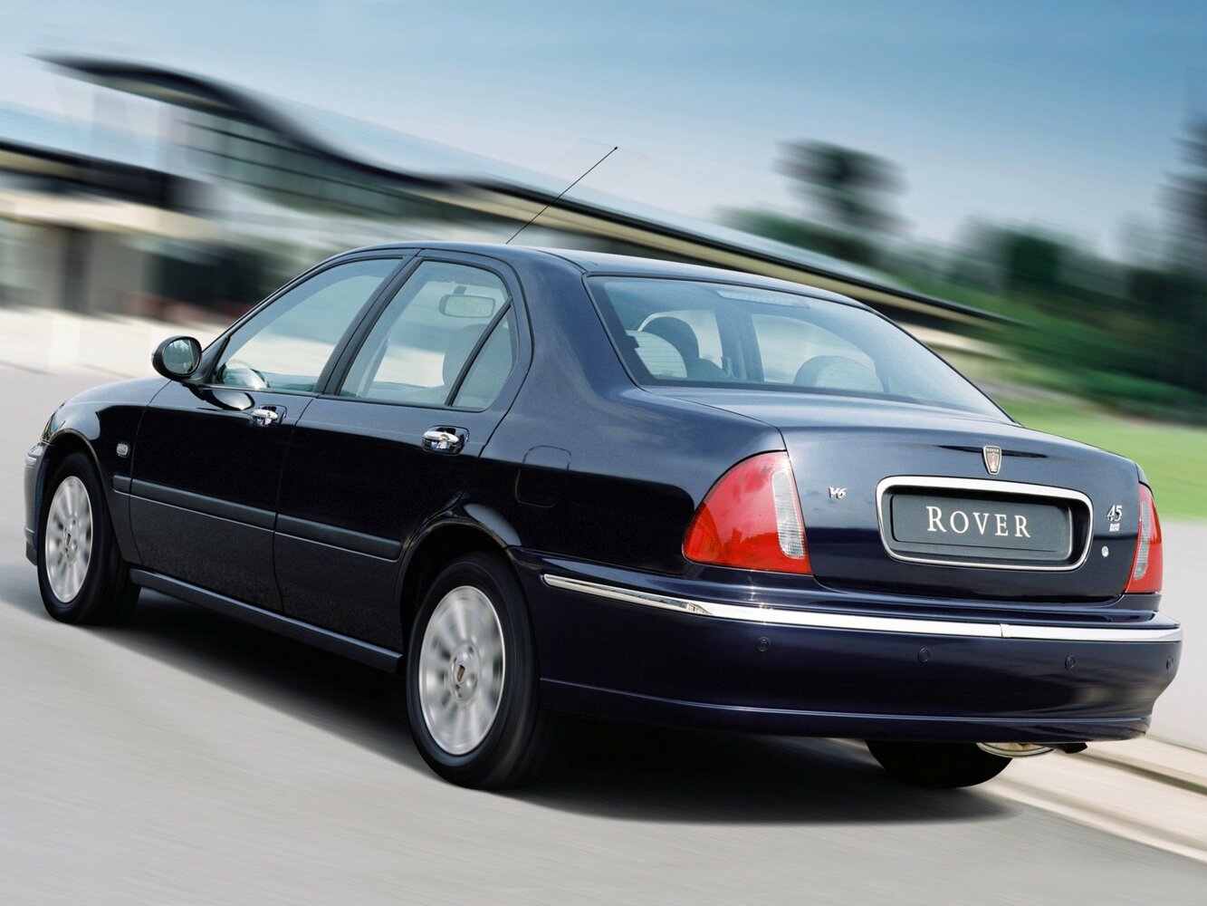 Rover 45, , 1999–2005, Седан: Вид сзади в три четверти