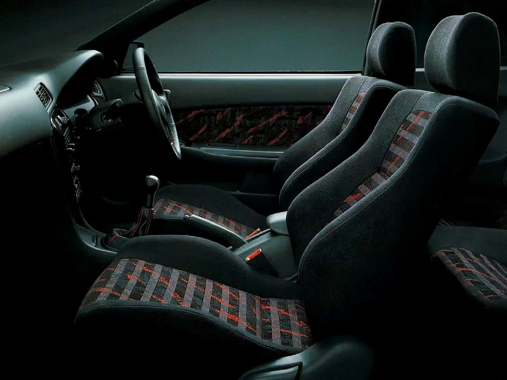 Toyota Sprinter Trueno, VII (AE110/AE111), 1995–2000, Coupe: Front cabin
