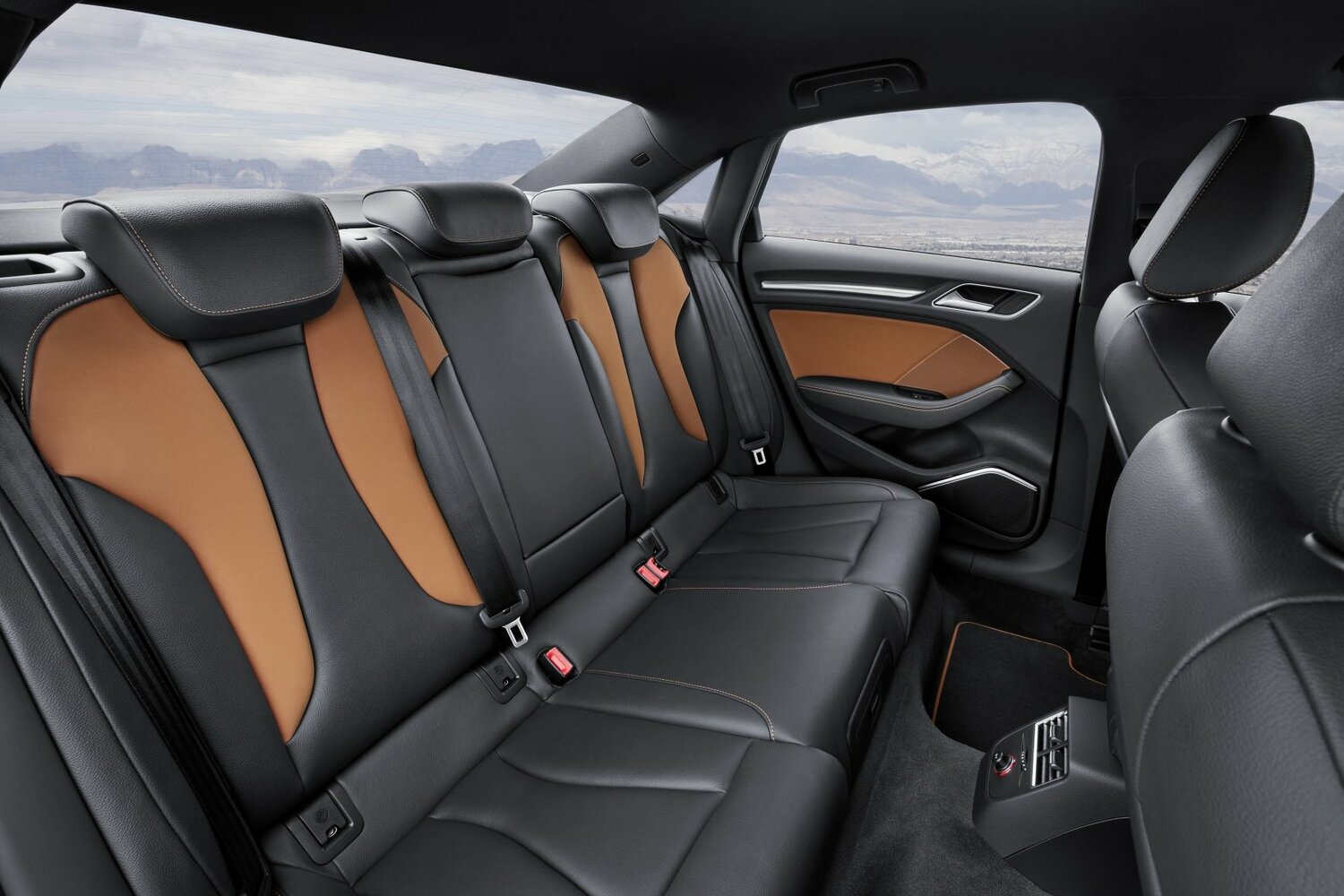 Audi A3, III (8V), 2012–2016, Седан: Задняя часть салона