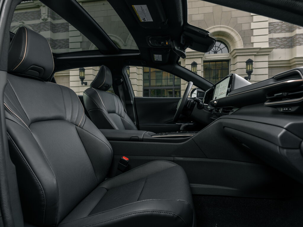 Toyota Crown, 16 поколение, Седан, США, 07.2022 - н.в.: фото поколения 21