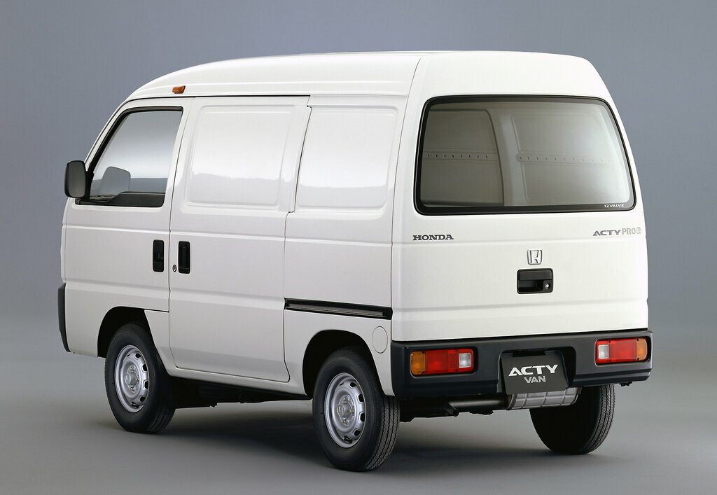 Honda Acty, II, 1988–1990, Микровэн: Rear three-quarter view