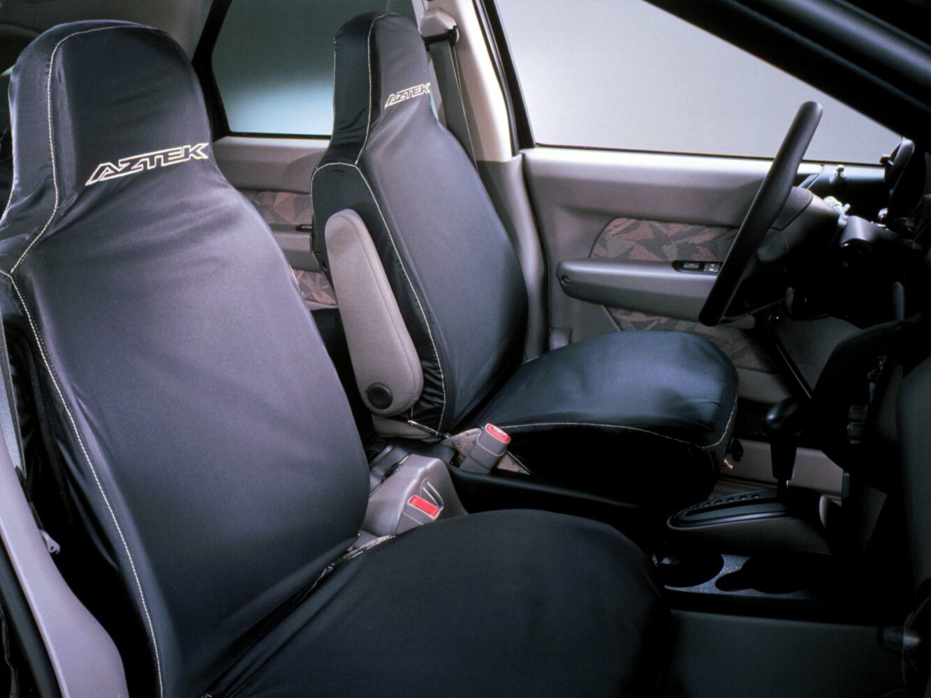 Pontiac Aztek, , 2001–2005, Внедорожник 5 дв.: Передняя часть салона