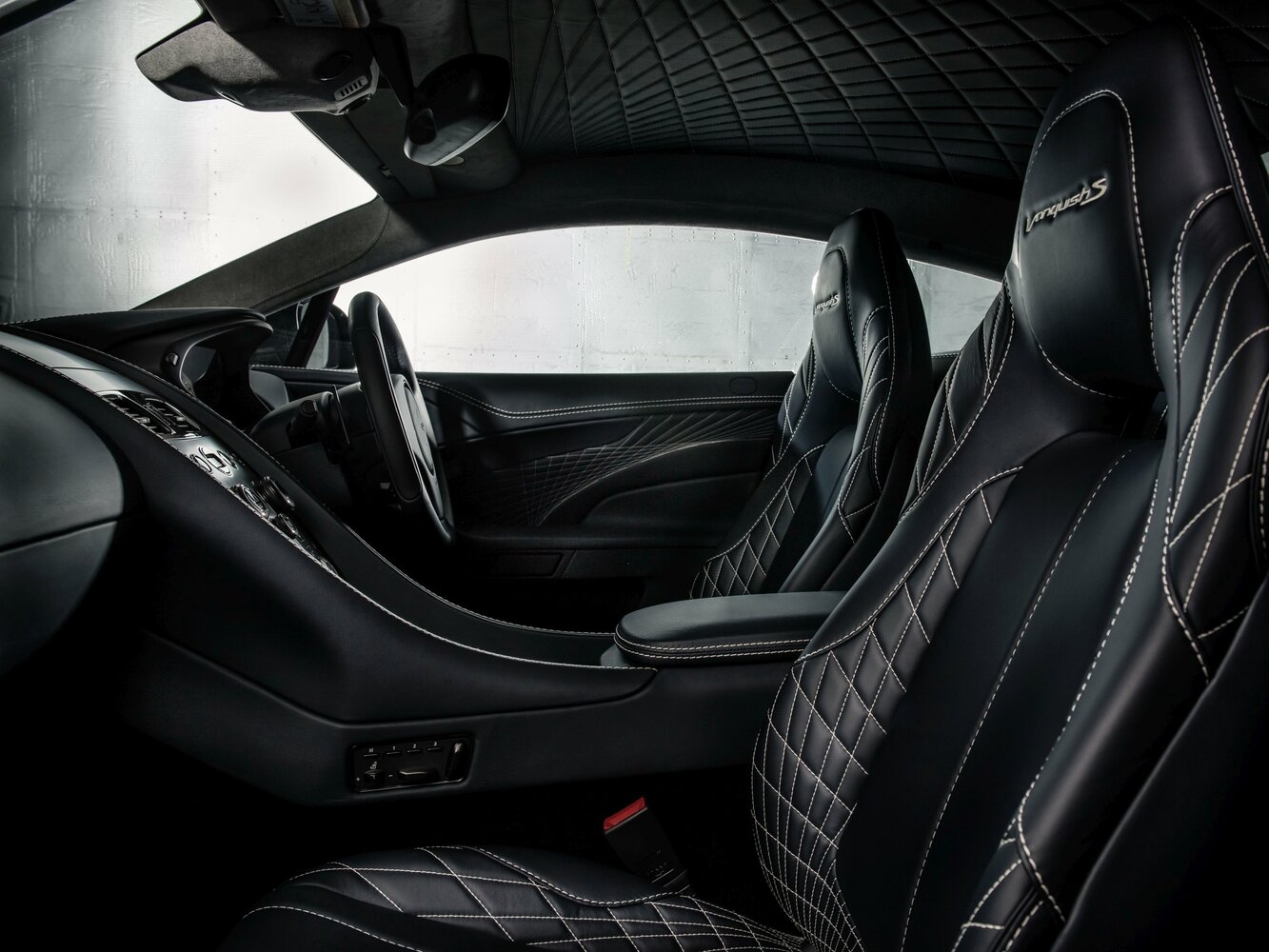 Aston Martin Vanquish, II, 2012–2018, Coupe S: Front cabin