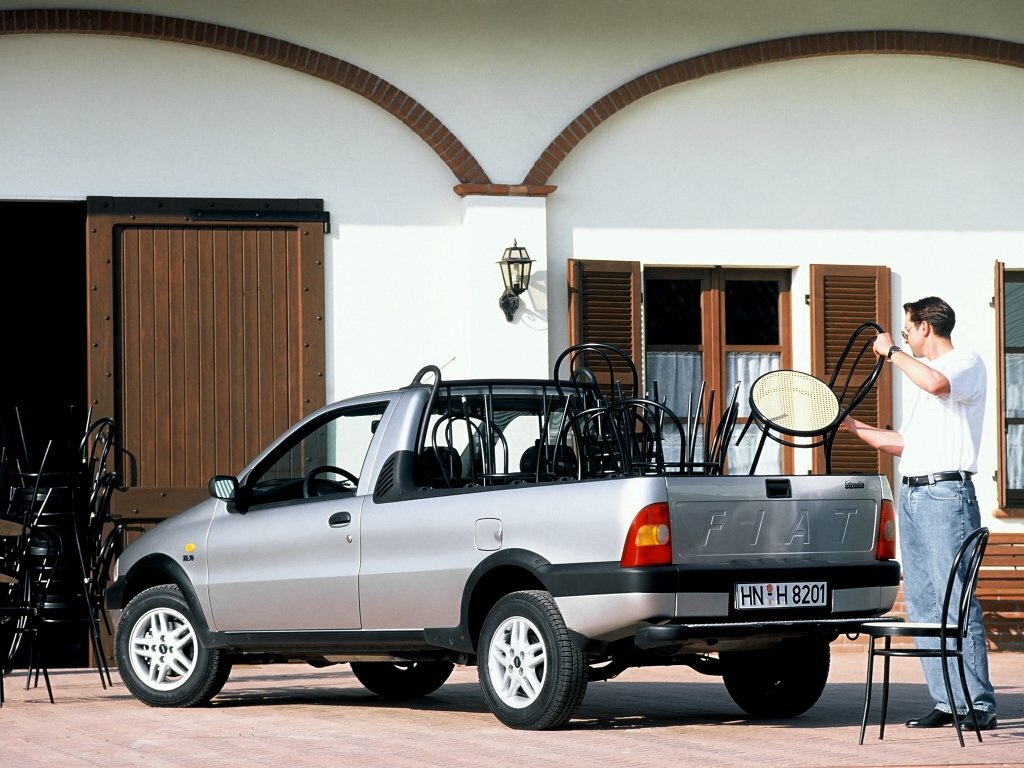 Fiat Strada, I, 1998–2003, Pickup Одинарная кабина: Rear three-quarter view
