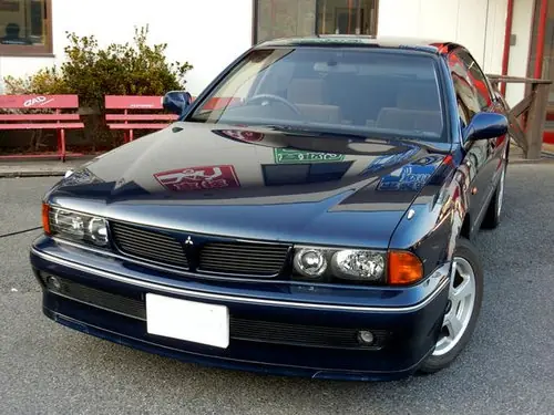 Mitsubishi Diamante