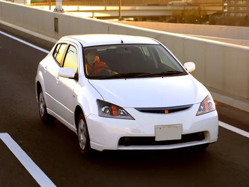 Toyota Will vs