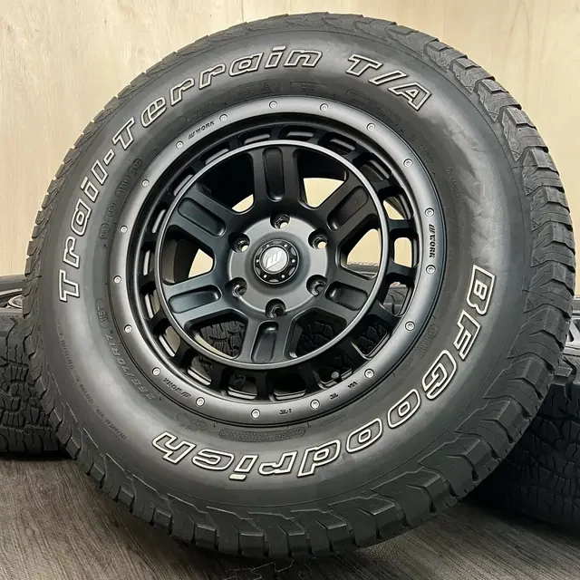 WORK CRAG T-GRABIC II, R17 · 6x139.7 · 8JJ · ET20 — GTYRES set 75S40426 photo