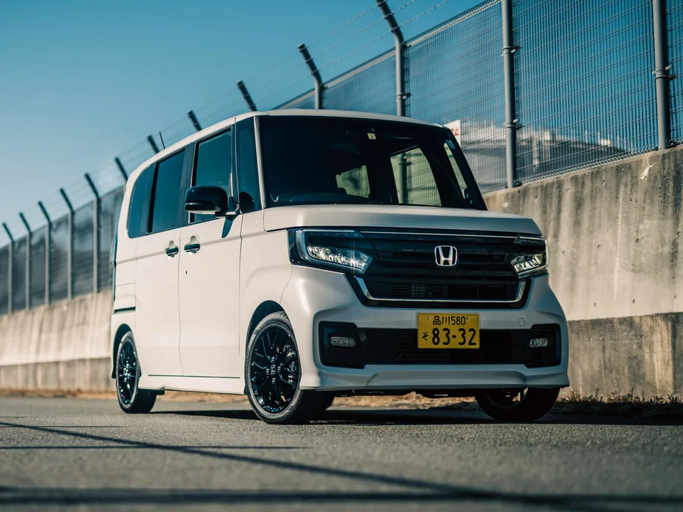 Honda N-BOX: поколения и версии по коду кузова