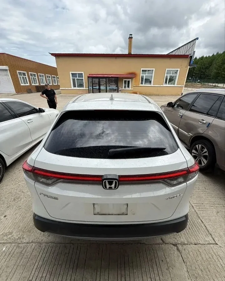 Honda Vezel · photo 3