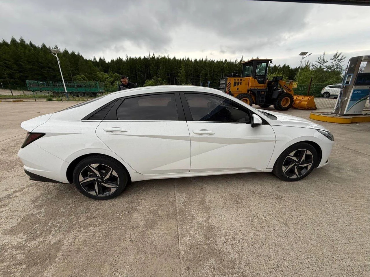 Hyundai Elantra · фото 9