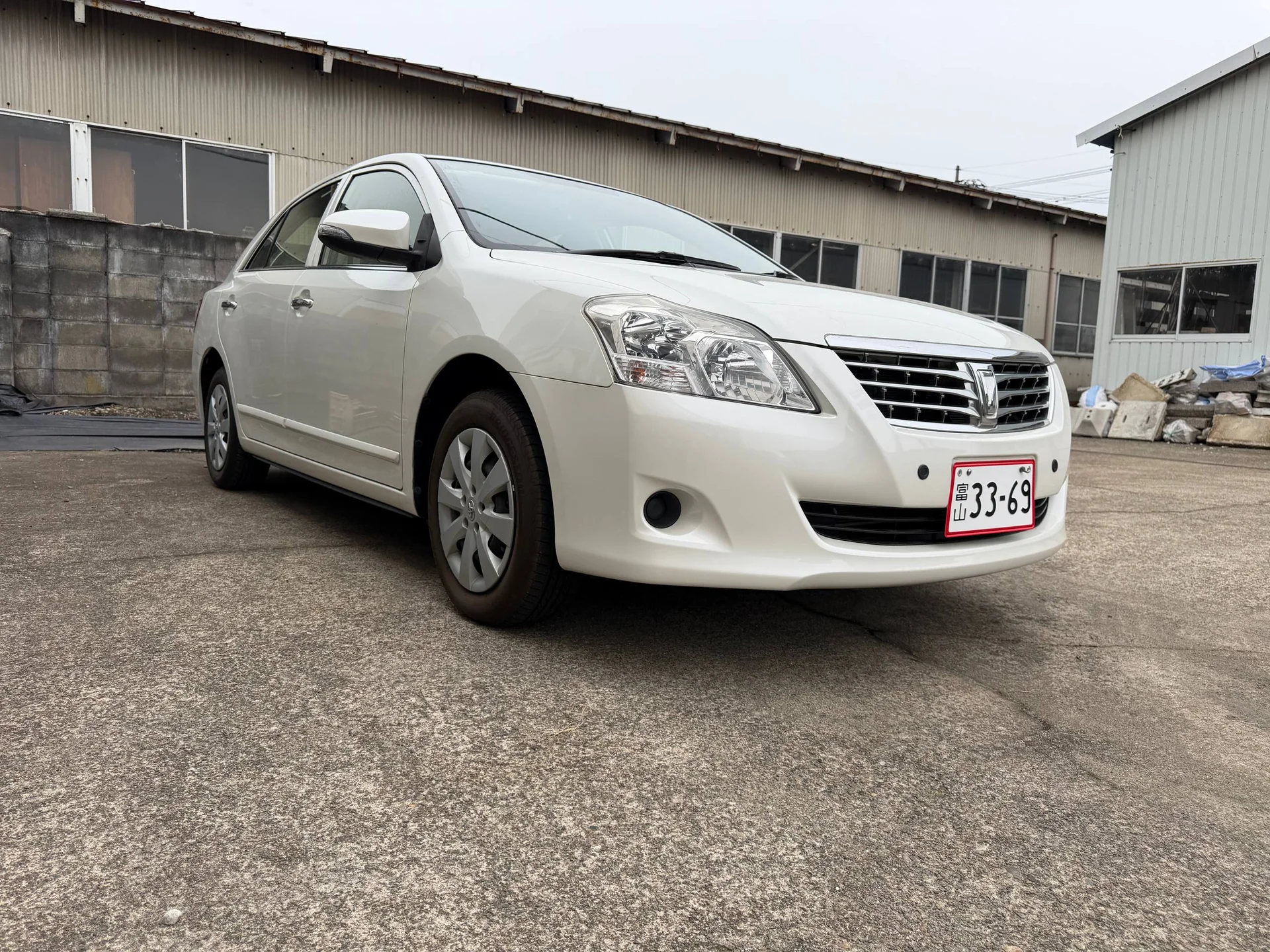 Toyota Premio · фото 4