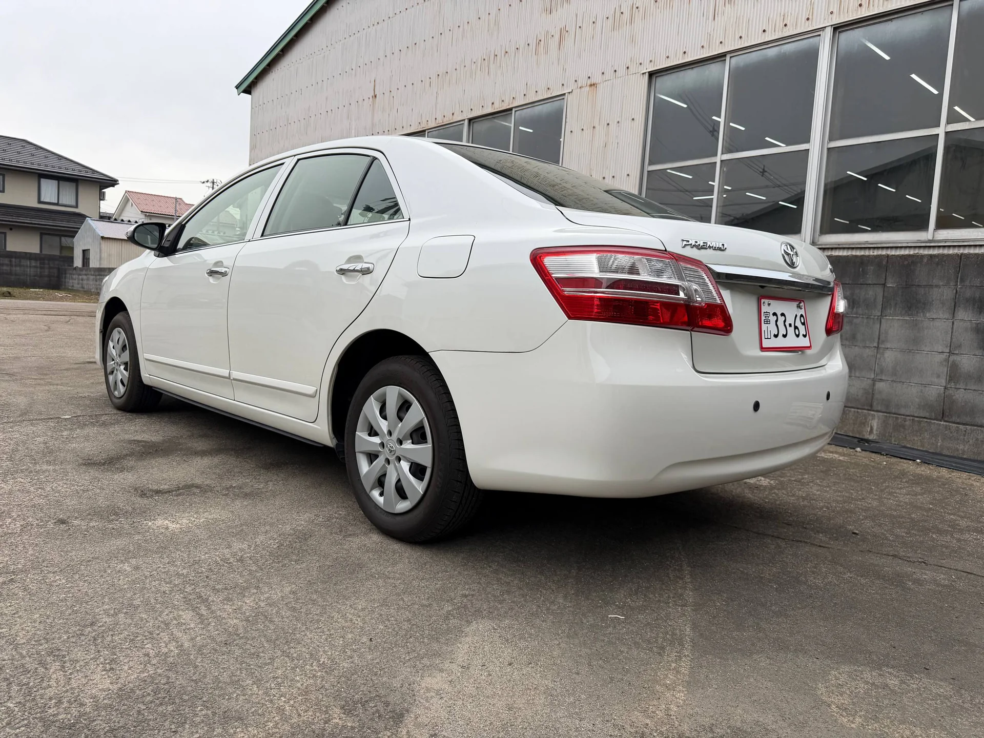 Toyota Premio · фото 5